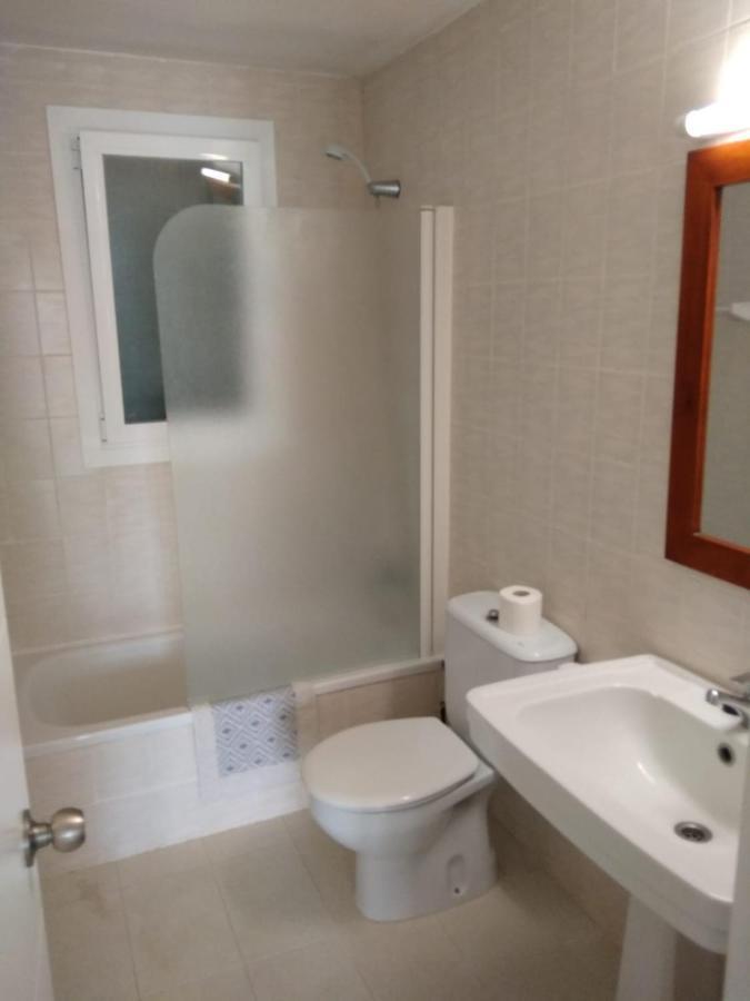 Apartamentos Playa Park Brisas Son Xoriguer Cala en Bosch Zewnętrze zdjęcie