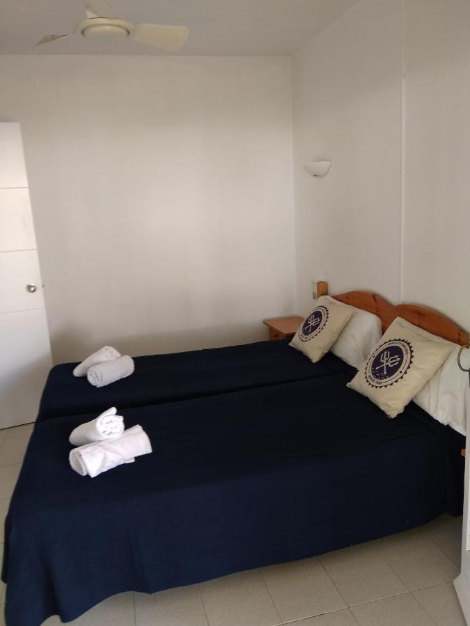 Apartamentos Playa Park Brisas Son Xoriguer Cala en Bosch Zewnętrze zdjęcie